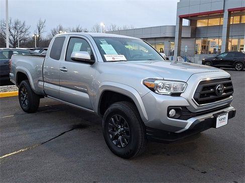 Certified 2023 Toyota Tacoma SR5 image 2