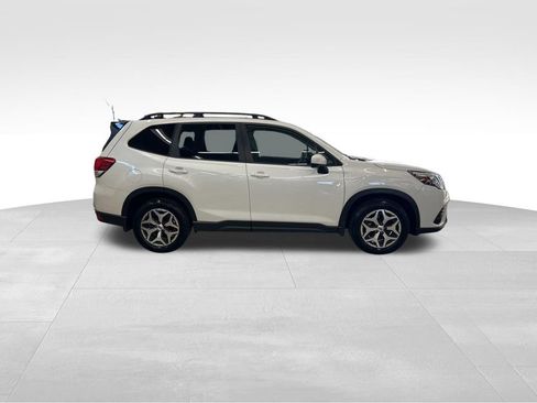 Certified 2024 Subaru Forester Premium image 30