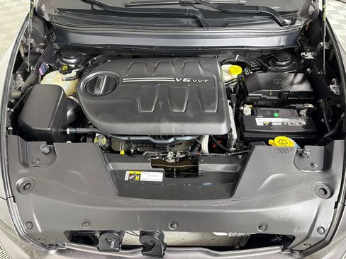 Used 2018 Jeep Cherokee Latitude image 27