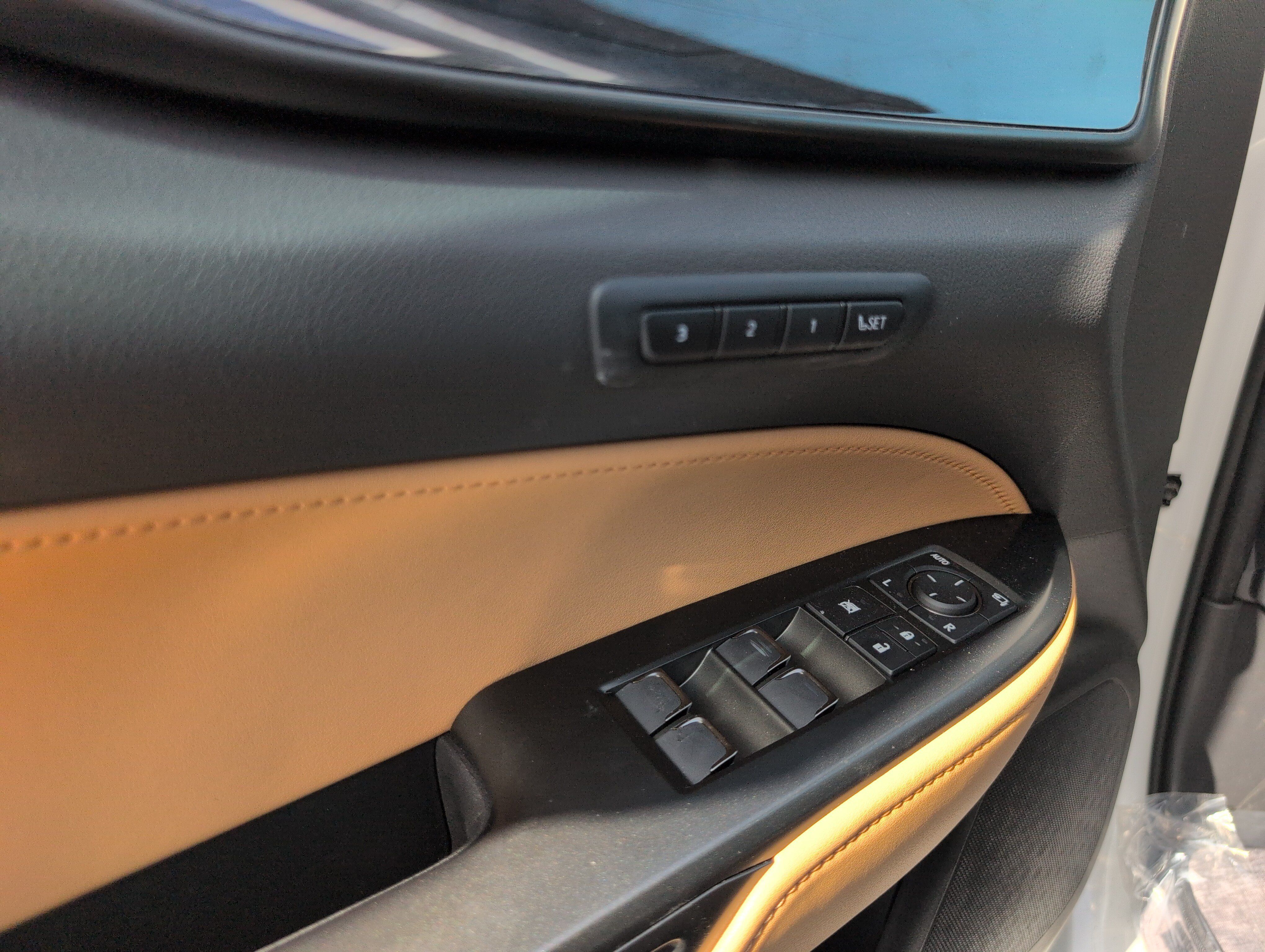 Used 2026 Lexus NX 350 AWD w/ Accessory Package (2T) image 8