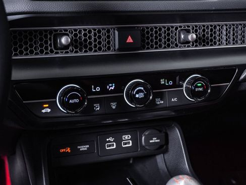 Used 2025 Honda Civic Type R image 29