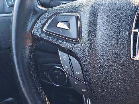 Used 2019 Lincoln MKC Reserve image 22