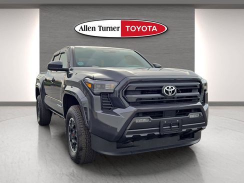 Used 2024 Toyota Tacoma SR5 image 2