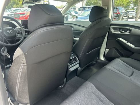 Used 2025 Honda Accord SE image 14