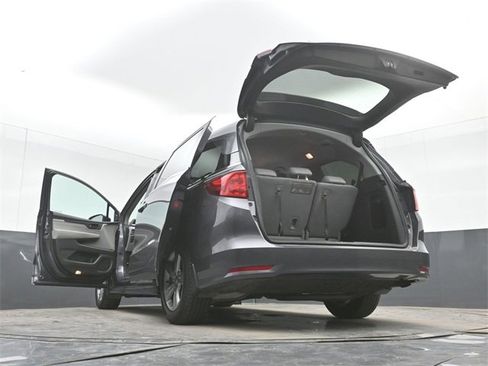Used 2019 Honda Odyssey EX image 53