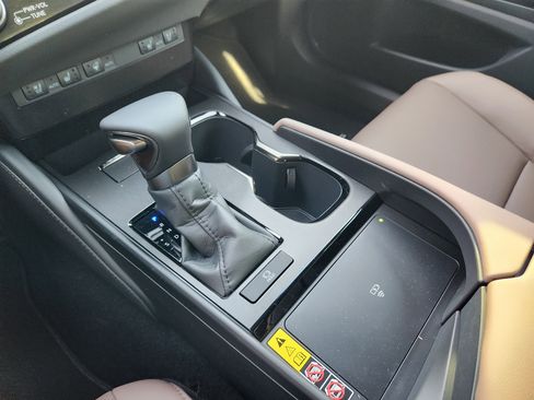 New 2025 Lexus ES 350 w/ Premium Package image 14