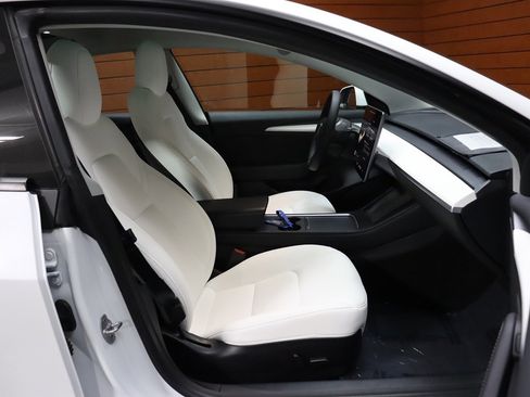 Used 2023 Tesla Model 3 Standard Range RWD image 61