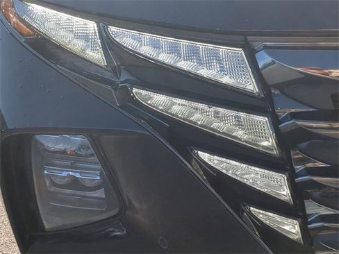 Used 2023 Hyundai Tucson Limited image 9