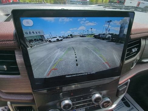 Used 2022 Ford Expedition Max Limited AWD/4WD image 35