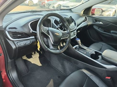 Used 2018 Chevrolet Volt LT w/ LT Driver Confidence Package FWD image 18