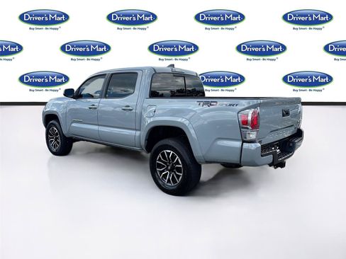Used 2020 Toyota Tacoma TRD Sport RWD image 5