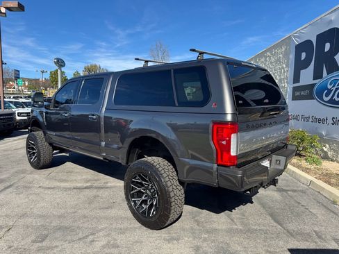 Used 2017 Ford F350 Platinum w/ Platinum Ultimate Package image 5