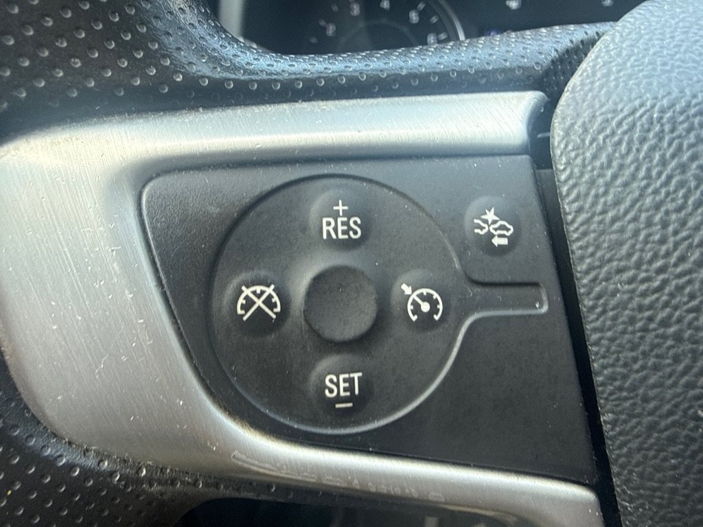 Used 2022 GMC Terrain SLE w/ Driver Convenience Package FWD image 22