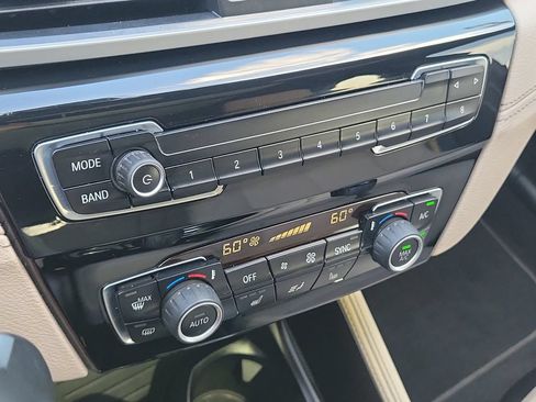 Used 2022 BMW X2 sDrive28i w/ Convenience Package FWD image 27