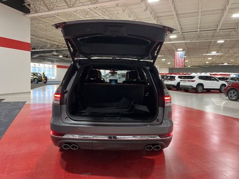 Used 2021 Lincoln Aviator Reserve w/ Equipment Group 201A image 17