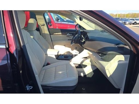 Used 2023 Buick Envision Avenir AWD/4WD image 6