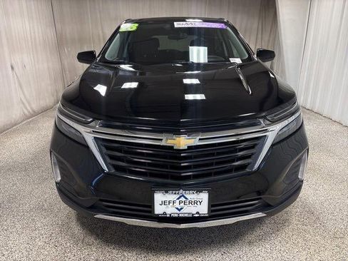 Used 2023 Chevrolet Equinox LT image 32