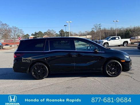 Used 2025 Honda Odyssey Sport-L image 2