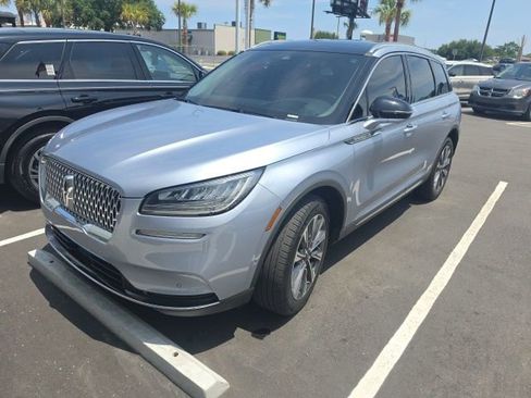 Used 2022 Lincoln Corsair Reserve w/ Equipment Group 201A FWD image 3