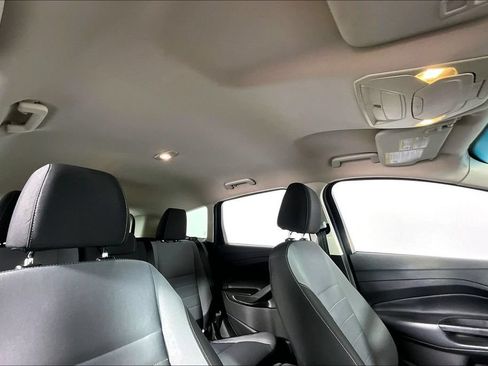 Used 2017 Ford Escape S FWD image 22