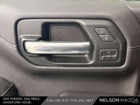 Used 2019 GMC Sierra 1500 SLT w/ SLT Premium Plus Package AWD/4WD image 20