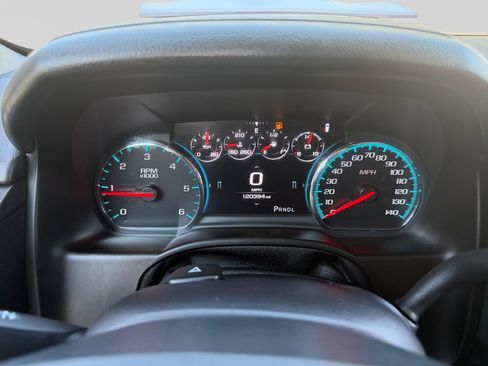Used 2019 Chevrolet Tahoe Premier w/ Premier Plus Edition AWD/4WD image 18