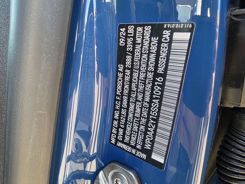 New 2025 Porsche Taycan image 38