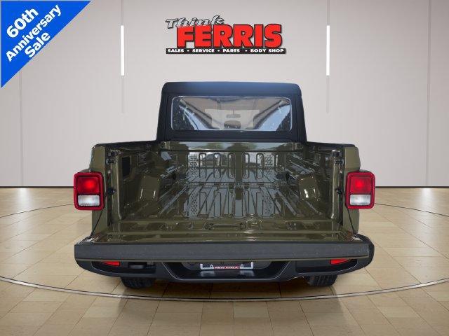 Used 2026 Jeep Gladiator Sport AWD/4WD image 9