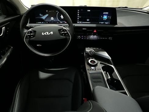 Used 2023 Kia EV6 Wind AWD/4WD image 40