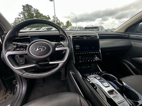 Used 2022 Hyundai Tucson Limited FWD image 12