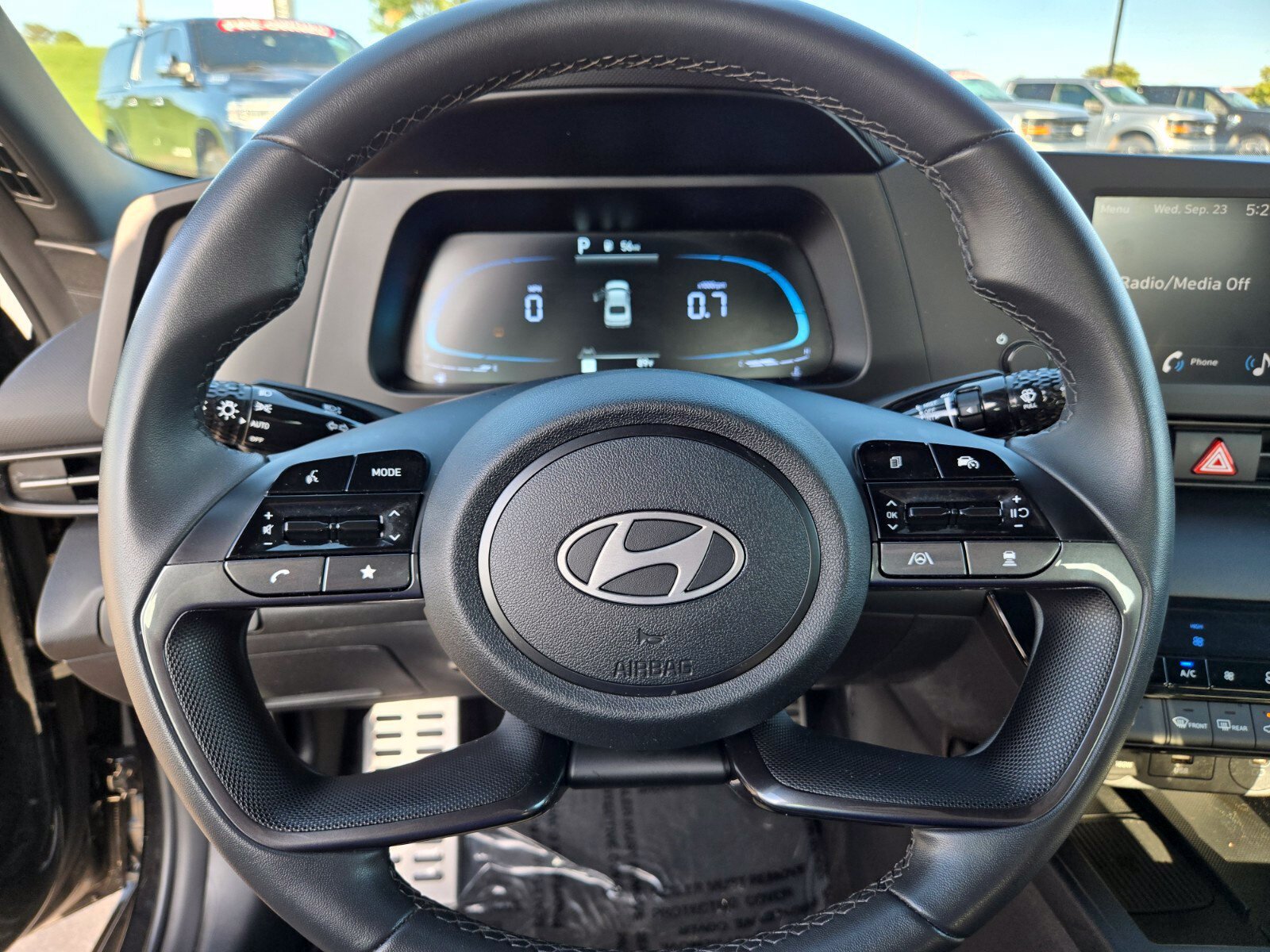 Used 2026 Hyundai Elantra SEL Sport Premium FWD image 25