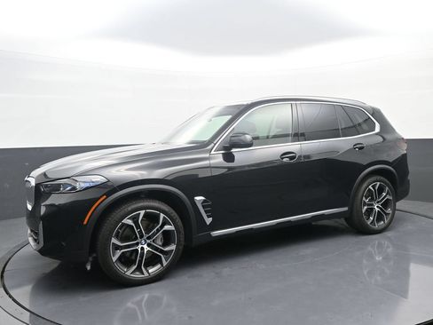 Used 2026 BMW X5 xDrive40i AWD/4WD image 4