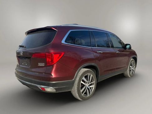 Used 2018 Honda Pilot Touring image 4