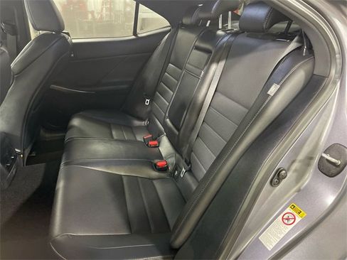 Used 2015 Lexus IS 250 image 22