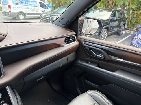 Used 2022 GMC Yukon XL Denali w/ Max Trailering Package AWD/4WD image 21