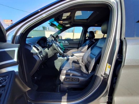 Used 2013 Ford Explorer XLT AWD/4WD image 15