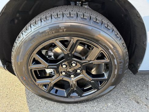 New 2025 Ford Maverick XLT w/ Black Appearance Package image 13