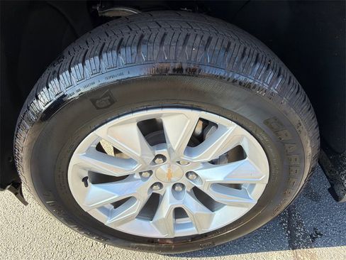 Used 2024 Chevrolet Silverado 1500 Custom image 11