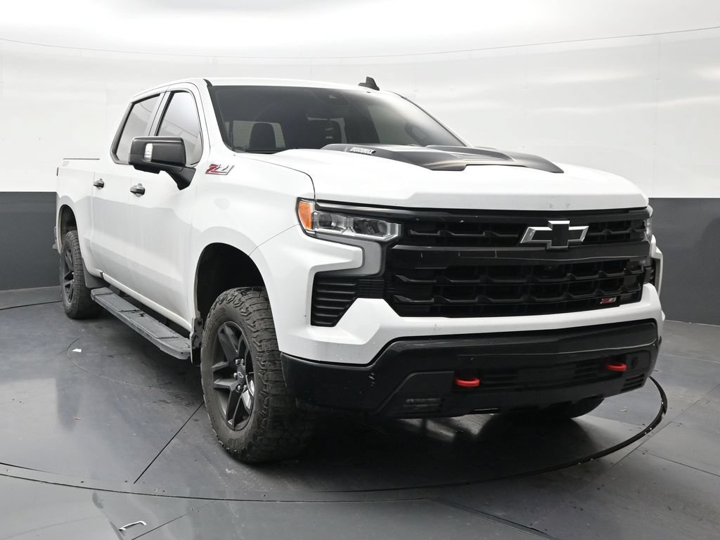 Used 2023 Chevrolet Silverado 1500 LT Trail Boss w/ LT Trail Boss Premium Package AWD/4WD image 7