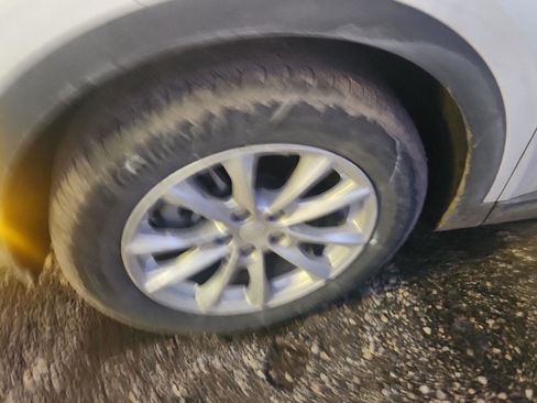 Used 2021 Buick Envision Preferred image 7