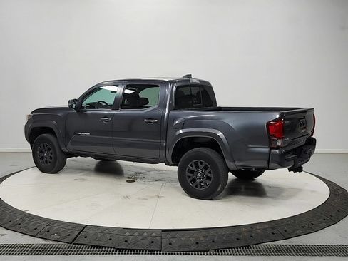 Used 2023 Toyota Tacoma SR5 w/ Technology Package AWD/4WD image 5