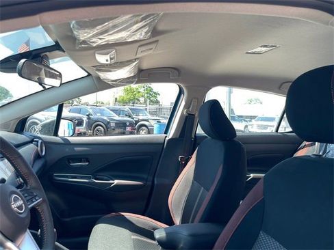 New 2025 Nissan Versa SR w/ Trunk Package image 10
