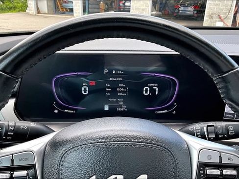 Used 2025 Kia Telluride S AWD/4WD image 13