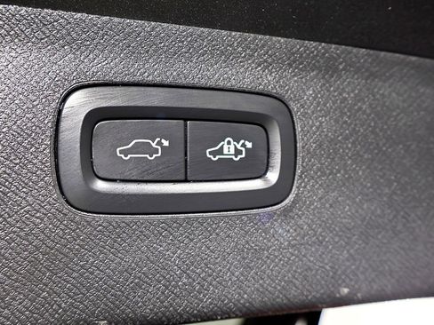 Used 2018 Volvo XC90 T6 Inscription w/ Convenience Package image 55