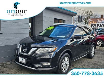 Used 2017 Nissan Rogue SV