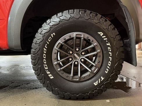 Used 2019 Ford F150 Raptor w/ Equipment Group 802A Luxury image 34