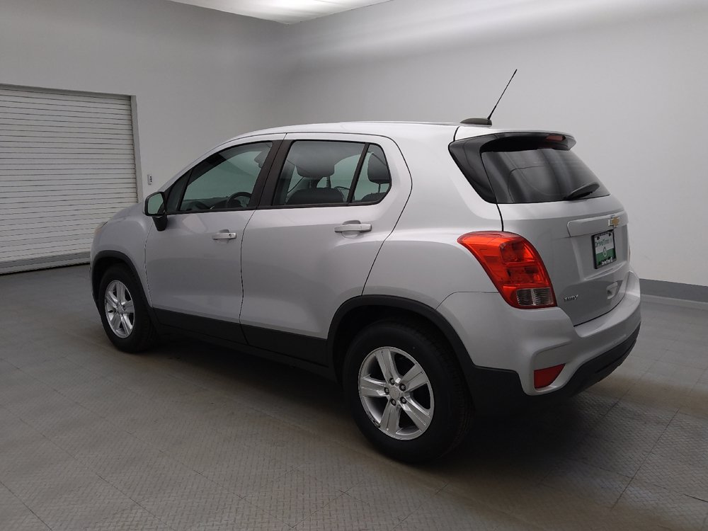 Used 2020 Chevrolet Trax LS FWD image 3