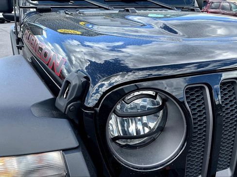 Used 2019 Jeep Wrangler Unlimited Rubicon w/ Dual Top Group image 27