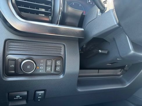 New 2026 Ford F550 4x4 Crew Cab image 22