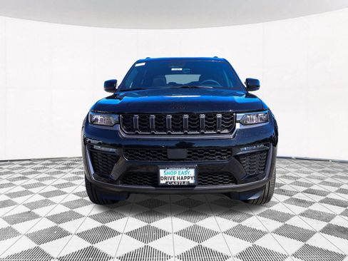 New 2026 Jeep Grand Cherokee L Limited w/ Limited Altitude Package AWD/4WD image 10